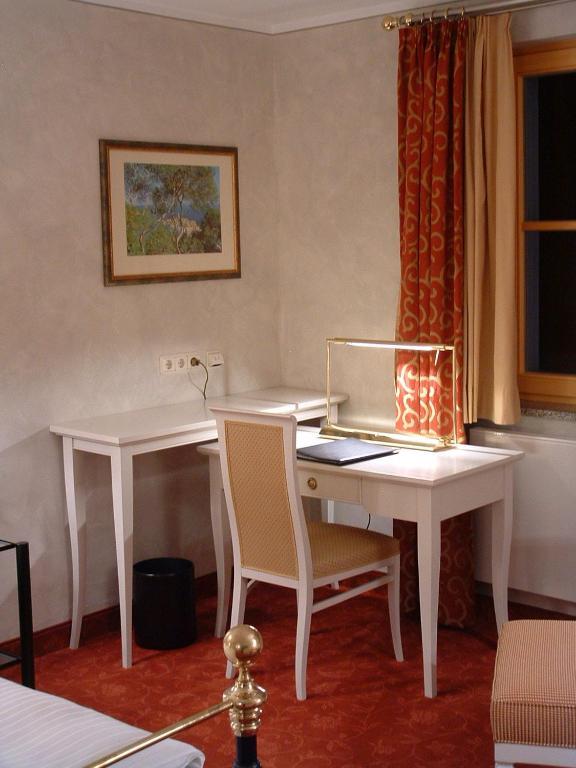 Altstadthotel Braeuwirt Weiden in der Oberpfalz Phòng bức ảnh